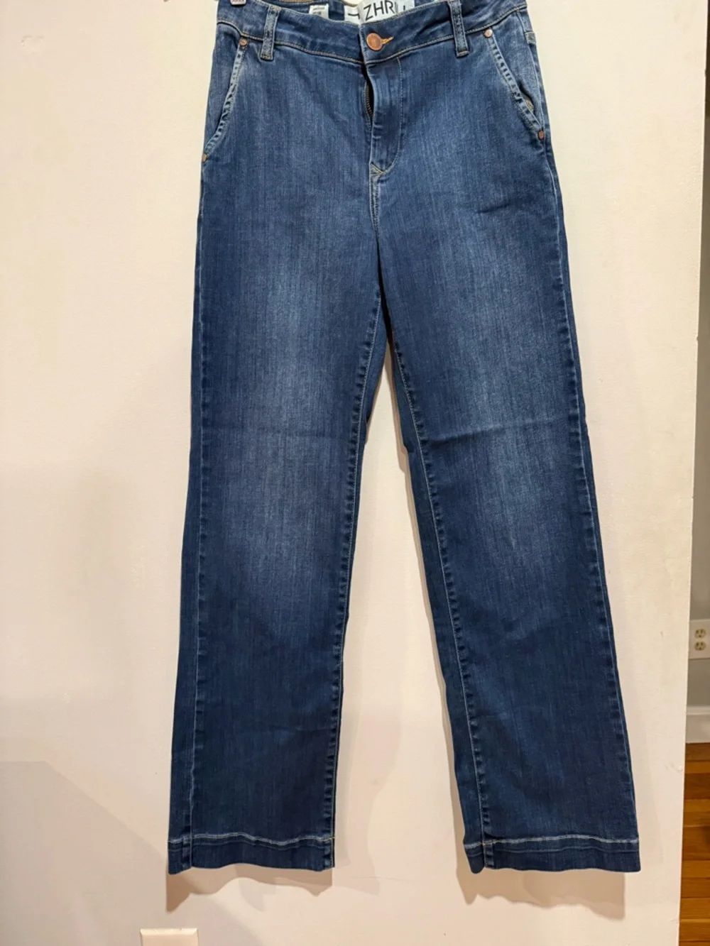 Women's Indigo Straight-Leg Jeans